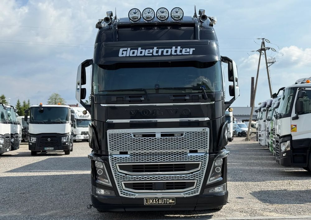 Volvo FH16 660 HP TANDEM 6x2 LIMITED EDITION - Camion fourgon: photos 2 Volvo FH16 660 HP TANDEM 6x2 LIMITED EDITION - Camion fourgon: photos 2