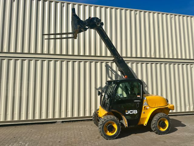 JCB 520-40 / 2017 BJ / 2.297 Bh / 4 Meter / 2 Tonnen - Chariot télescopique: photos 1 JCB 520-40 / 2017 BJ / 2.297 Bh / 4 Meter / 2 Tonnen - Chariot télescopique: photos 1