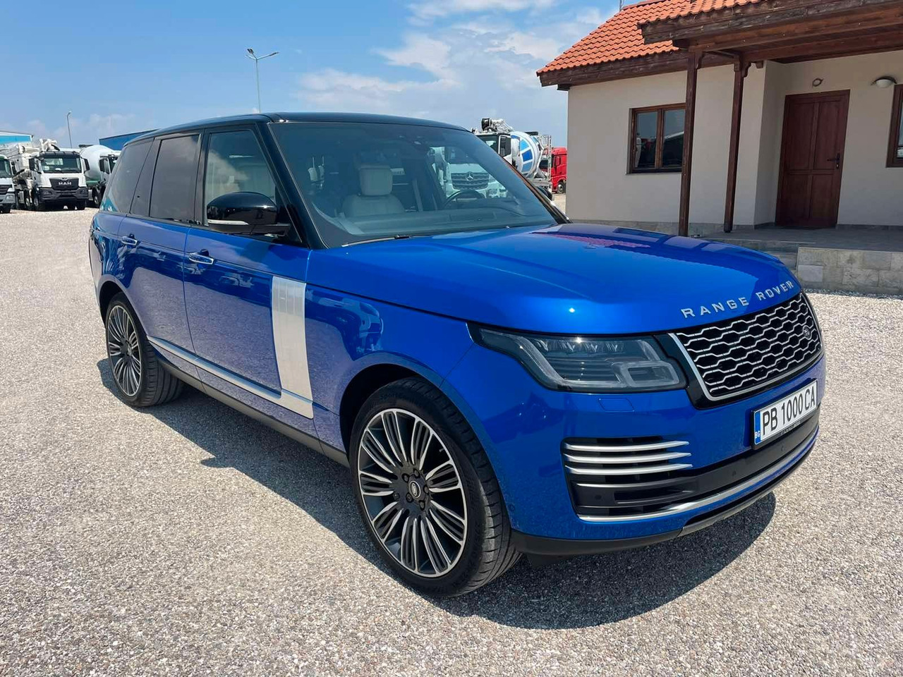 Land Rover Range Rover Autobiography P525 5.0 V8 - SUV: photos 1 Land Rover Range Rover Autobiography P525 5.0 V8 - SUV: photos 1