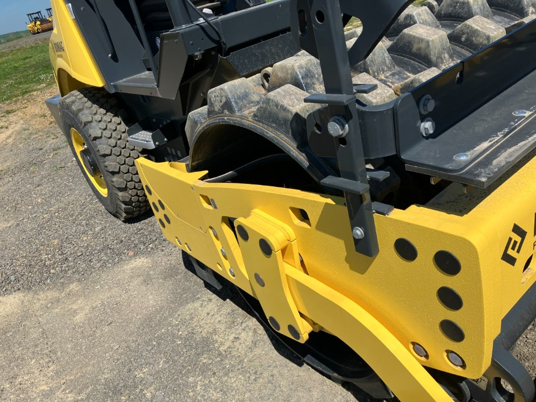 Compacteur BOMAG DE BW 145 DH-5  Stage V/Tier 4f: photos 17