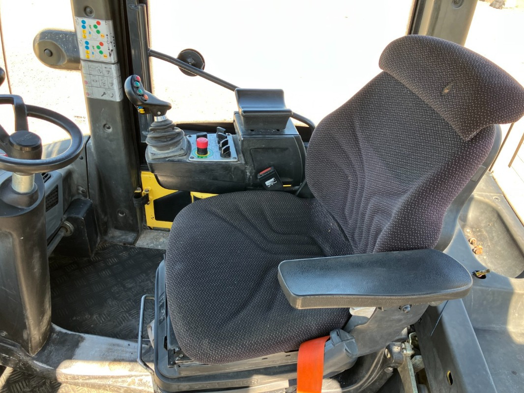 Rouleau compresseur neuf BOMAG DE BW 161 AD-5 Stage IIIb/Tier 4i: photos 10 Rouleau compresseur neuf BOMAG DE BW 161 AD-5 Stage IIIb/Tier 4i: photos 10