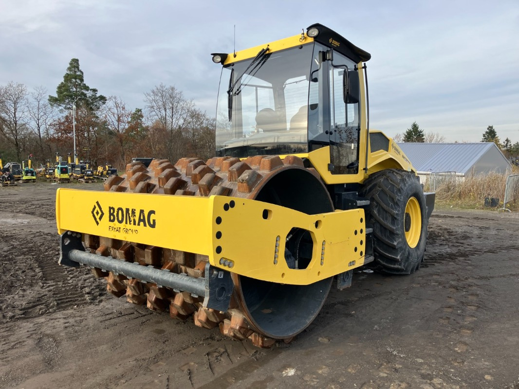 BOMAG DE BW 213 PDH-5 Stage V/Tier 4f - Compacteur: photos 1 BOMAG DE BW 213 PDH-5 Stage V/Tier 4f - Compacteur: photos 1