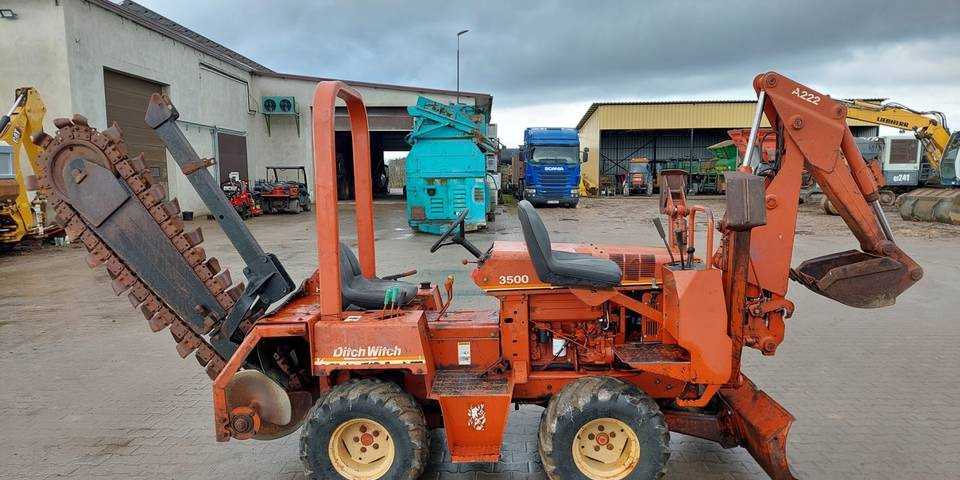 Koparka łańcuchowa Ditch Witch 3500DD - Trancheuse: photos 4 Koparka łańcuchowa Ditch Witch 3500DD - Trancheuse: photos 4