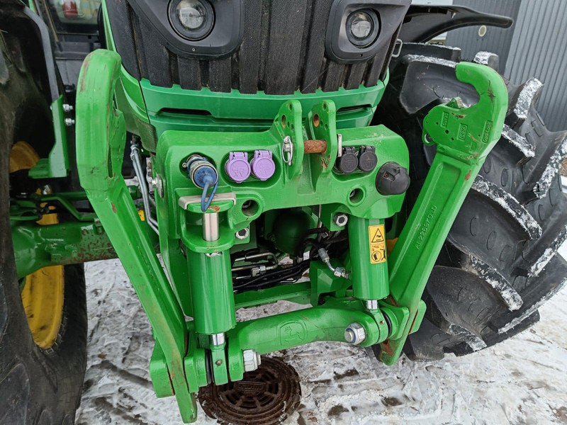 Crédit-bail de John Deere 6215R John Deere 6215R: photos 11