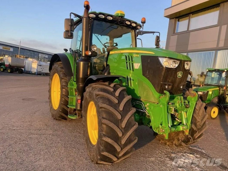 John Deere 6215R - Tracteur agricole: photos 2 John Deere 6215R - Tracteur agricole: photos 2