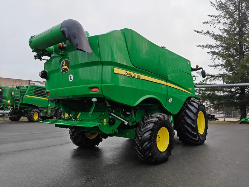 John Deere S660i 625R - Moissonneuse-batteuse: photos 4 John Deere S660i 625R - Moissonneuse-batteuse: photos 4