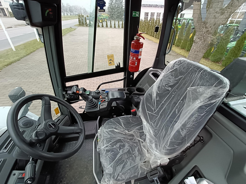 Chargeuse sur pneus télescopique Kramer KL55.8T: photos 10 Chargeuse sur pneus télescopique Kramer KL55.8T: photos 10