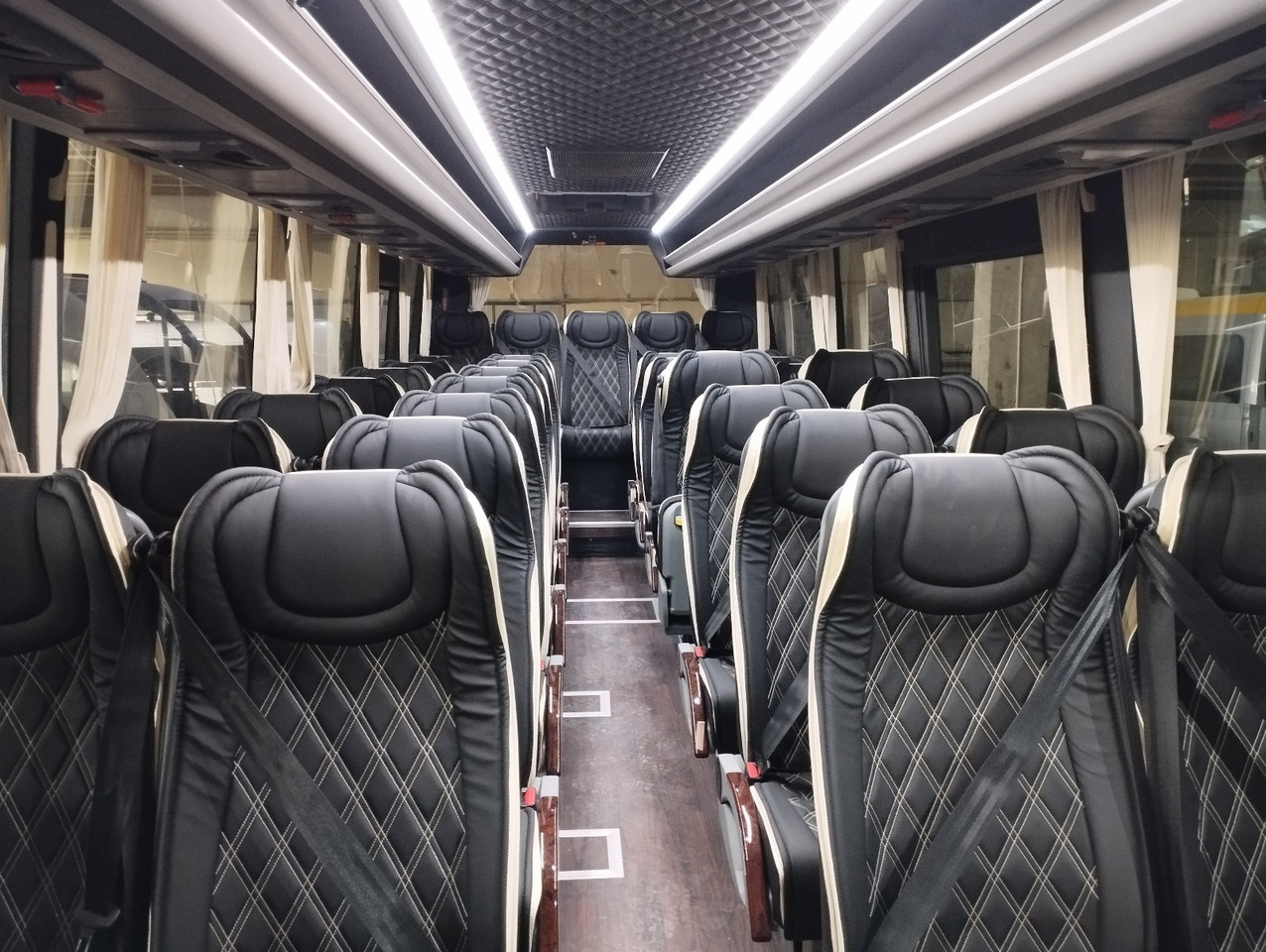 Autocar neuf IVECO DAILY -  RIGHT HAND DRIVE TOURISTIC VEHICLE: photos 12