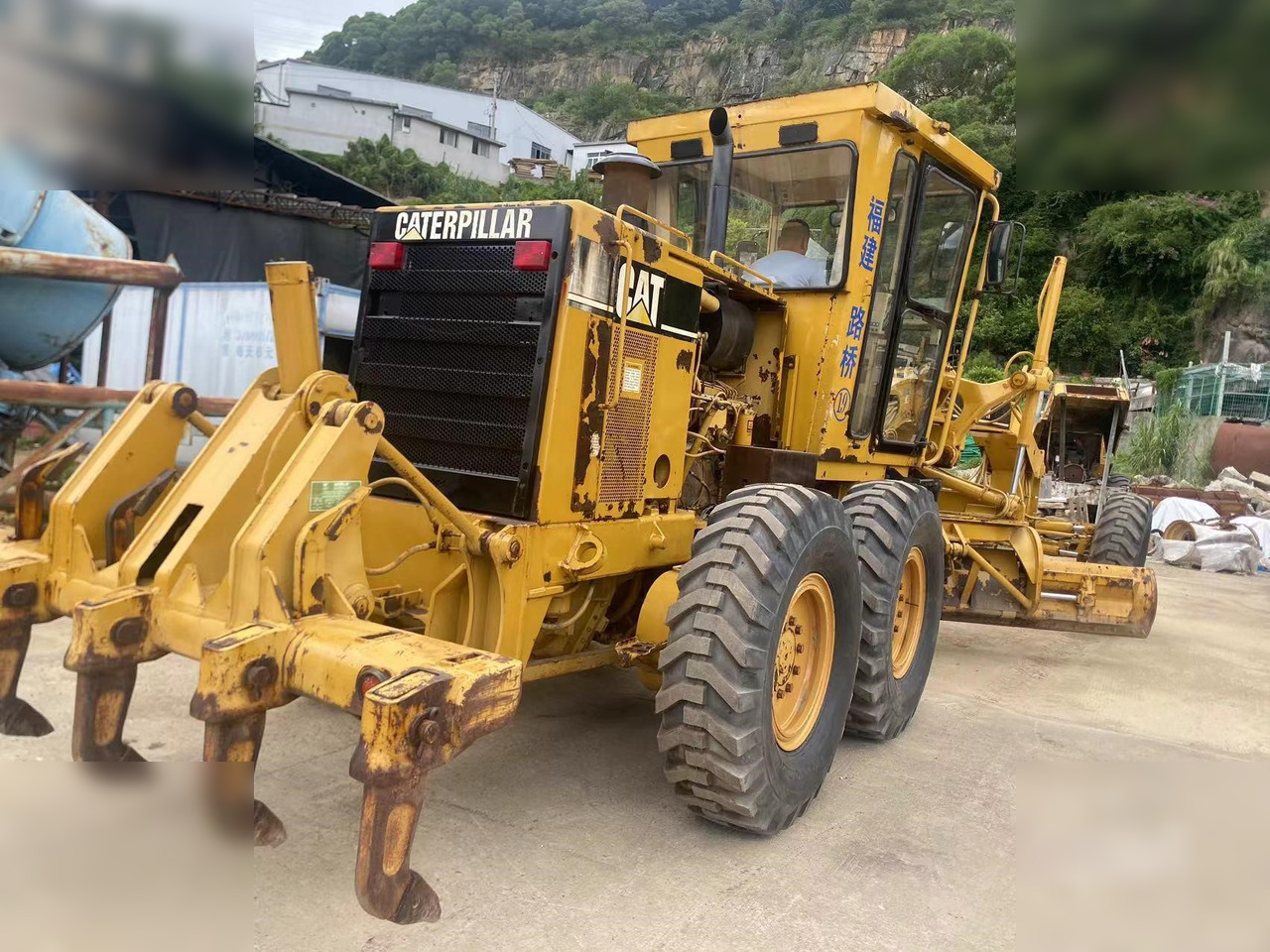 CATERPILLAR 140H - Niveleuse: photos 5 CATERPILLAR 140H - Niveleuse: photos 5