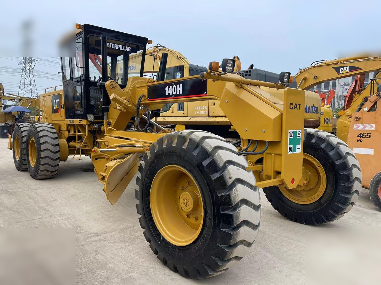 CATERPILLAR 140H - Niveleuse: photos 1 CATERPILLAR 140H - Niveleuse: photos 1