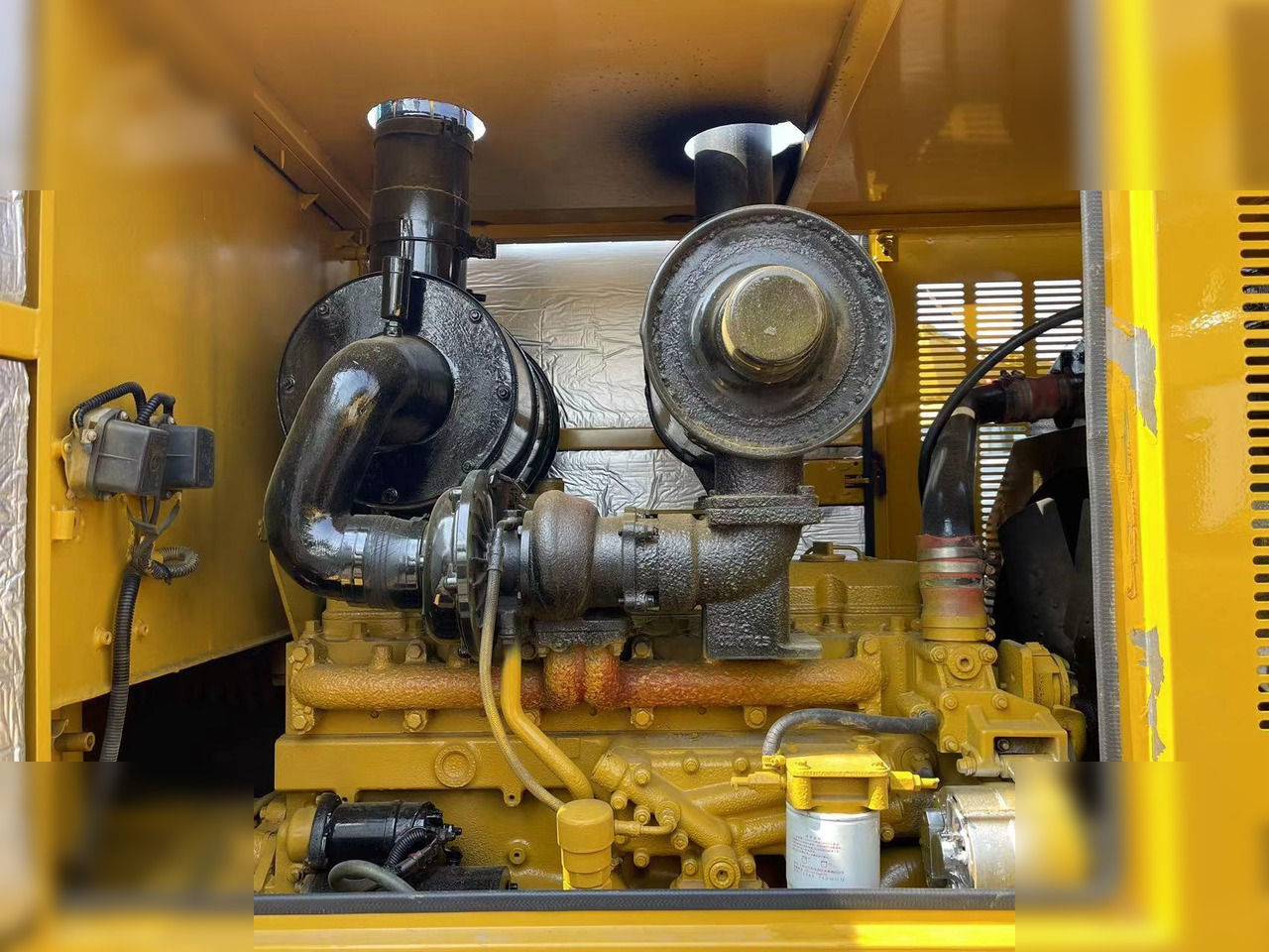 Niveleuse CATERPILLAR 140K: photos 8