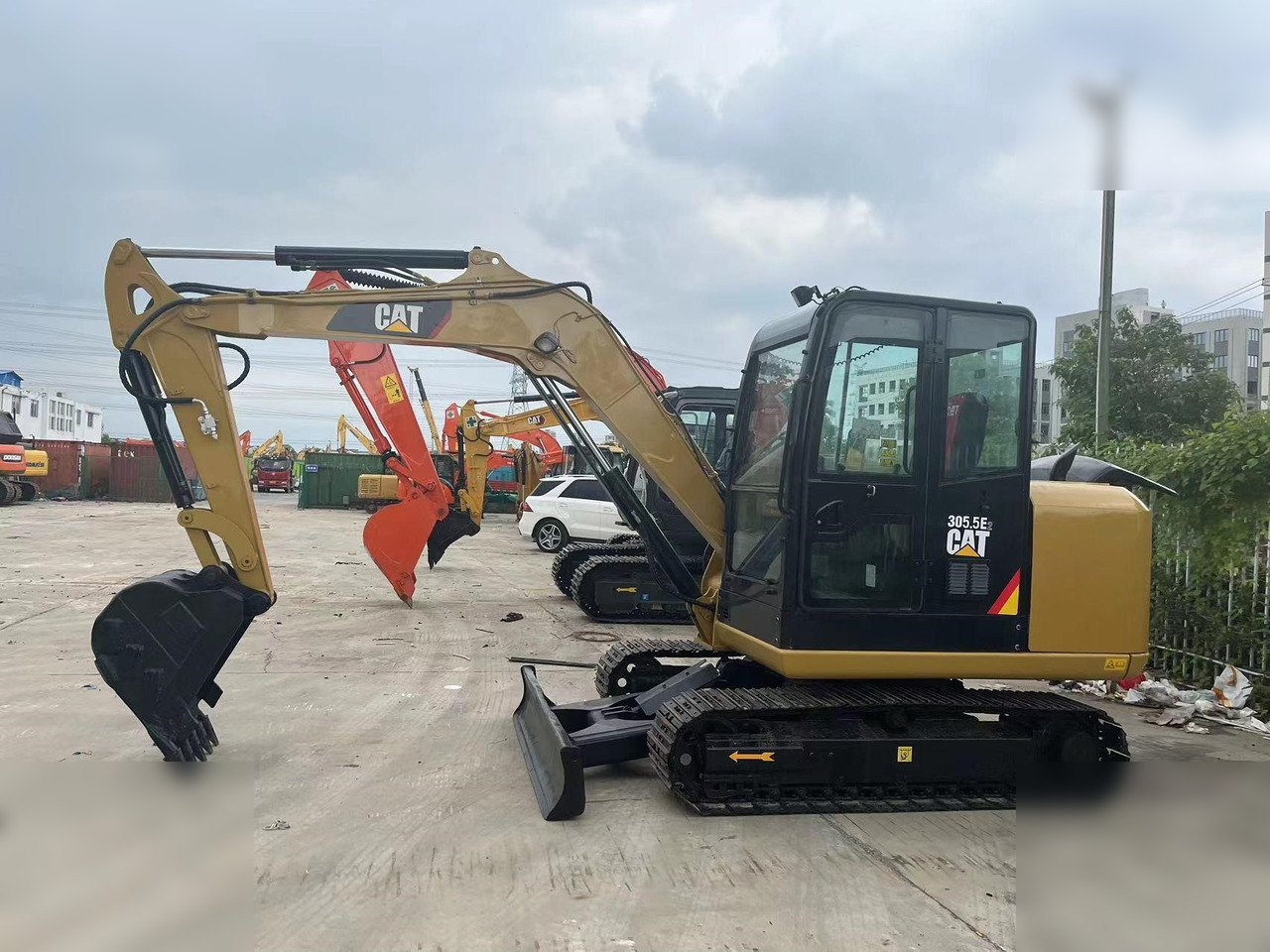 CATERPILLAR 305.5E2 - Mini pelle: photos 4 CATERPILLAR 305.5E2 - Mini pelle: photos 4