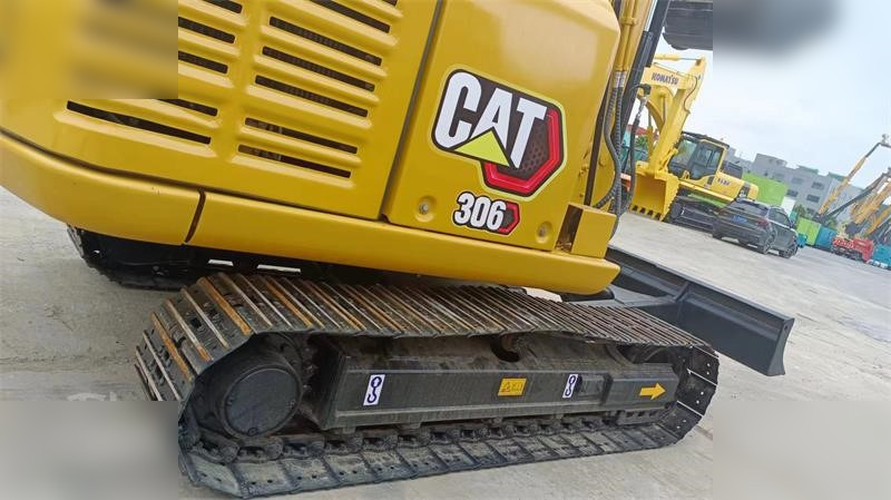 CATERPILLAR 306 - Pelle sur chenille: photos 4 CATERPILLAR 306 - Pelle sur chenille: photos 4