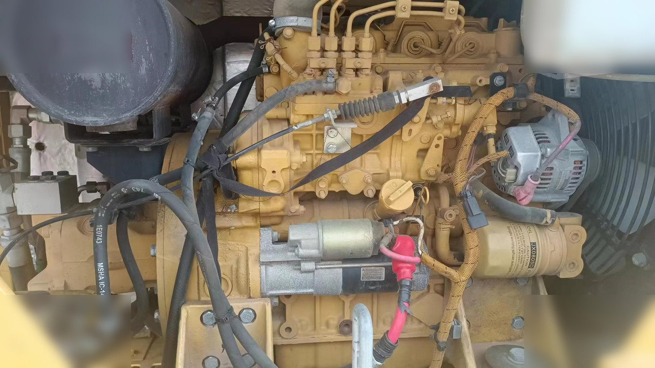 CATERPILLAR 306D - Pelle sur chenille: photos 5 CATERPILLAR 306D - Pelle sur chenille: photos 5