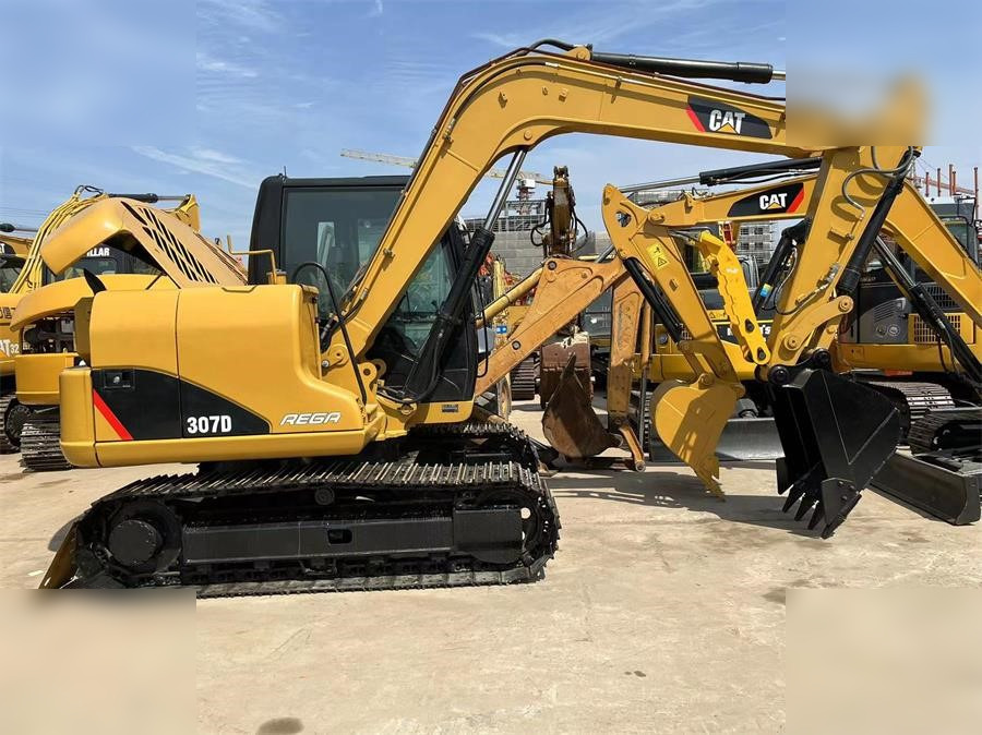 CATERPILLAR 307D - Pelle sur chenille: photos 1 CATERPILLAR 307D - Pelle sur chenille: photos 1