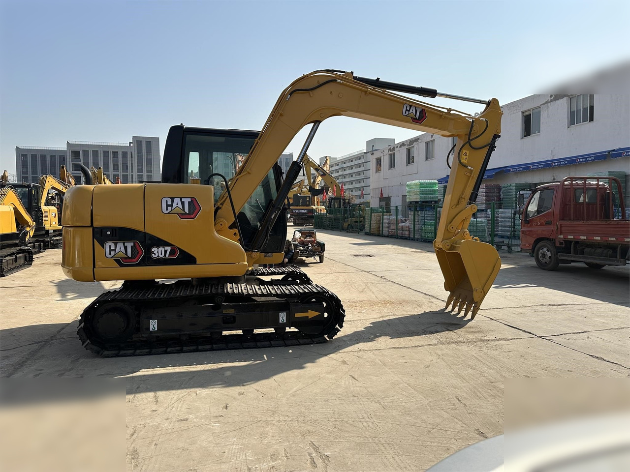 CATERPILLAR 307D - Pelle sur chenille: photos 2 CATERPILLAR 307D - Pelle sur chenille: photos 2
