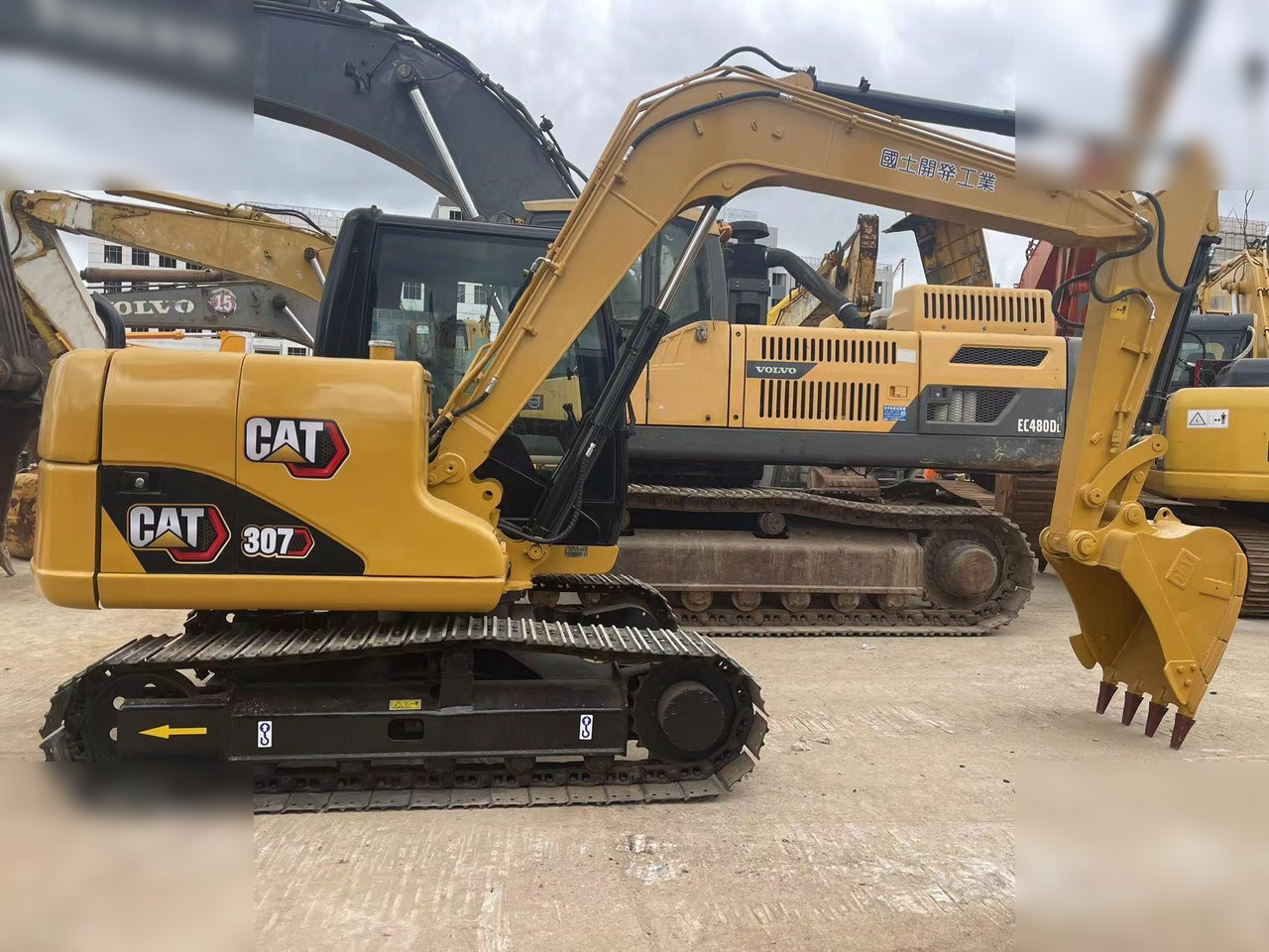 CATERPILLAR 307D - Pelle sur chenille: photos 1 CATERPILLAR 307D - Pelle sur chenille: photos 1