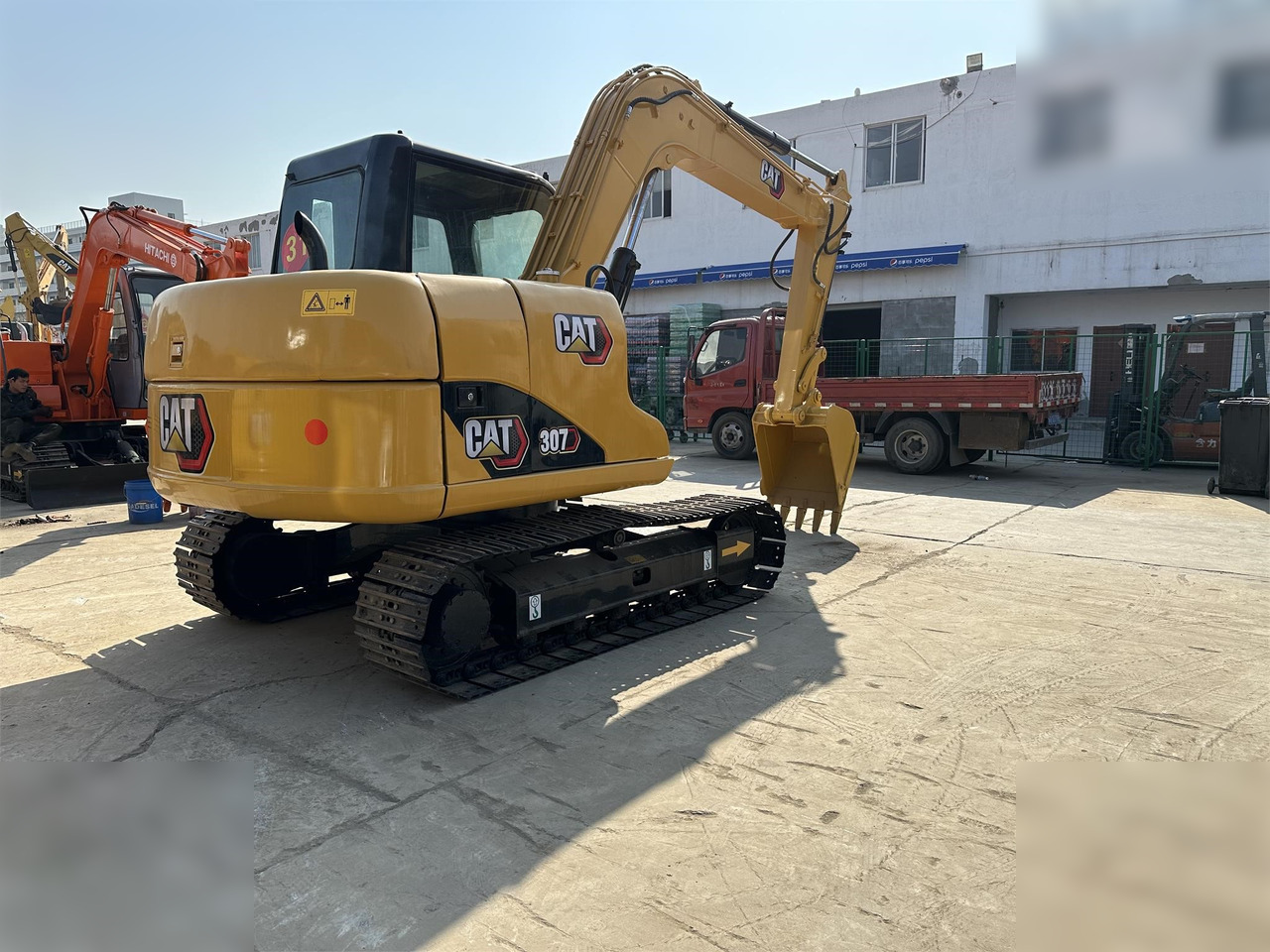 CATERPILLAR 307D - Pelle sur chenille: photos 4 CATERPILLAR 307D - Pelle sur chenille: photos 4