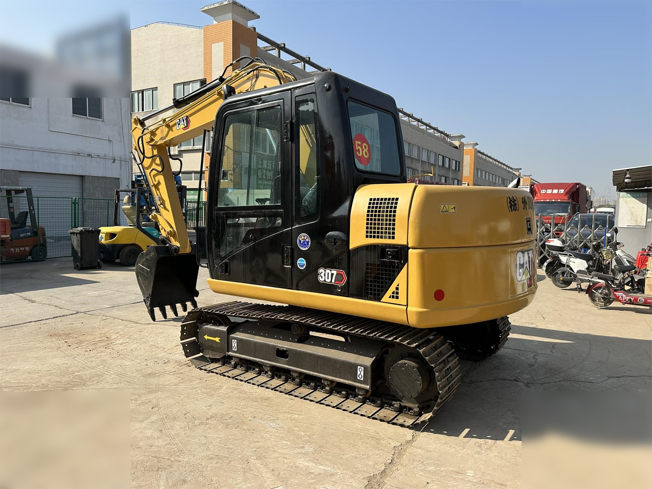 CATERPILLAR 307D - Pelle sur chenille: photos 2 CATERPILLAR 307D - Pelle sur chenille: photos 2