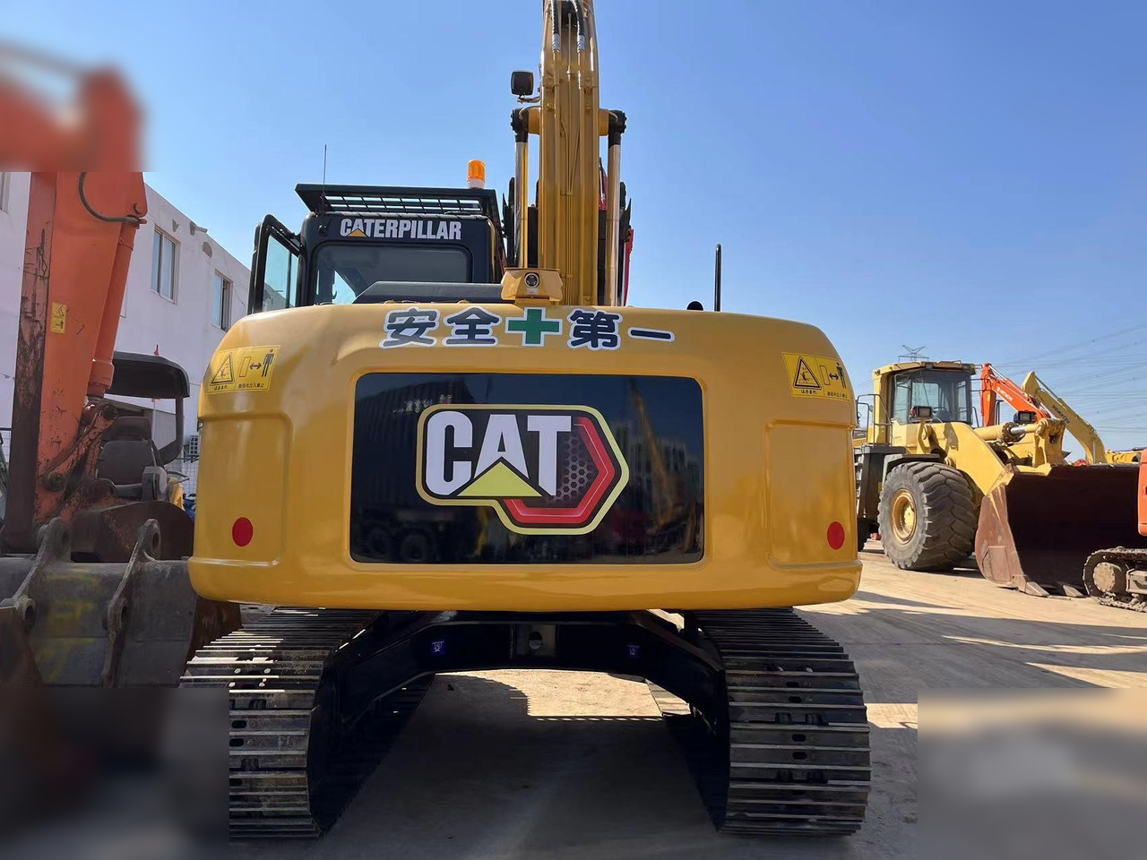 CATERPILLAR 313D2 GC - Pelle sur chenille: photos 4 CATERPILLAR 313D2 GC - Pelle sur chenille: photos 4