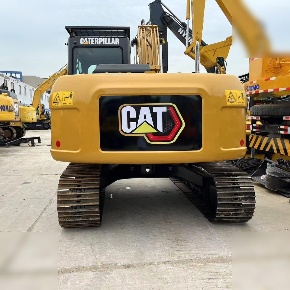 CATERPILLAR 313D2 GC - Pelle sur chenille: photos 4 CATERPILLAR 313D2 GC - Pelle sur chenille: photos 4