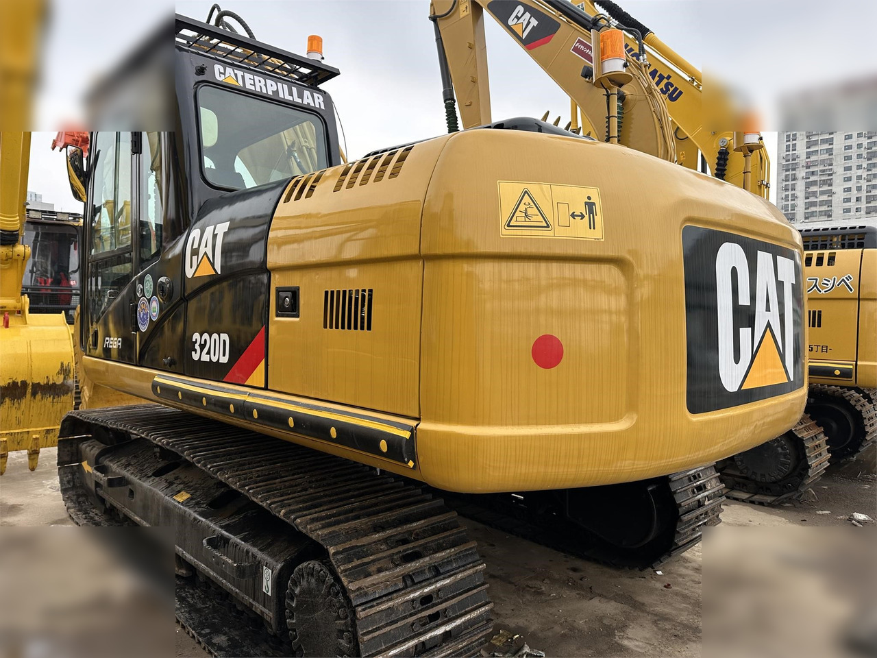 CATERPILLAR 320D - Pelle sur chenille: photos 1 CATERPILLAR 320D - Pelle sur chenille: photos 1