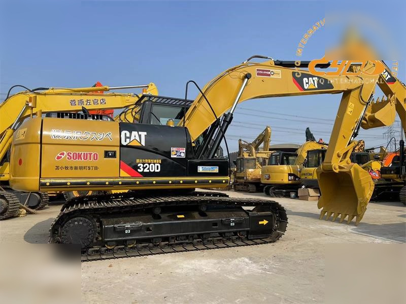 CATERPILLAR 320D - Pelle sur chenille: photos 2 CATERPILLAR 320D - Pelle sur chenille: photos 2