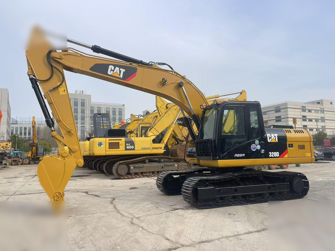 CATERPILLAR 320D - Pelle sur chenille: photos 1 CATERPILLAR 320D - Pelle sur chenille: photos 1