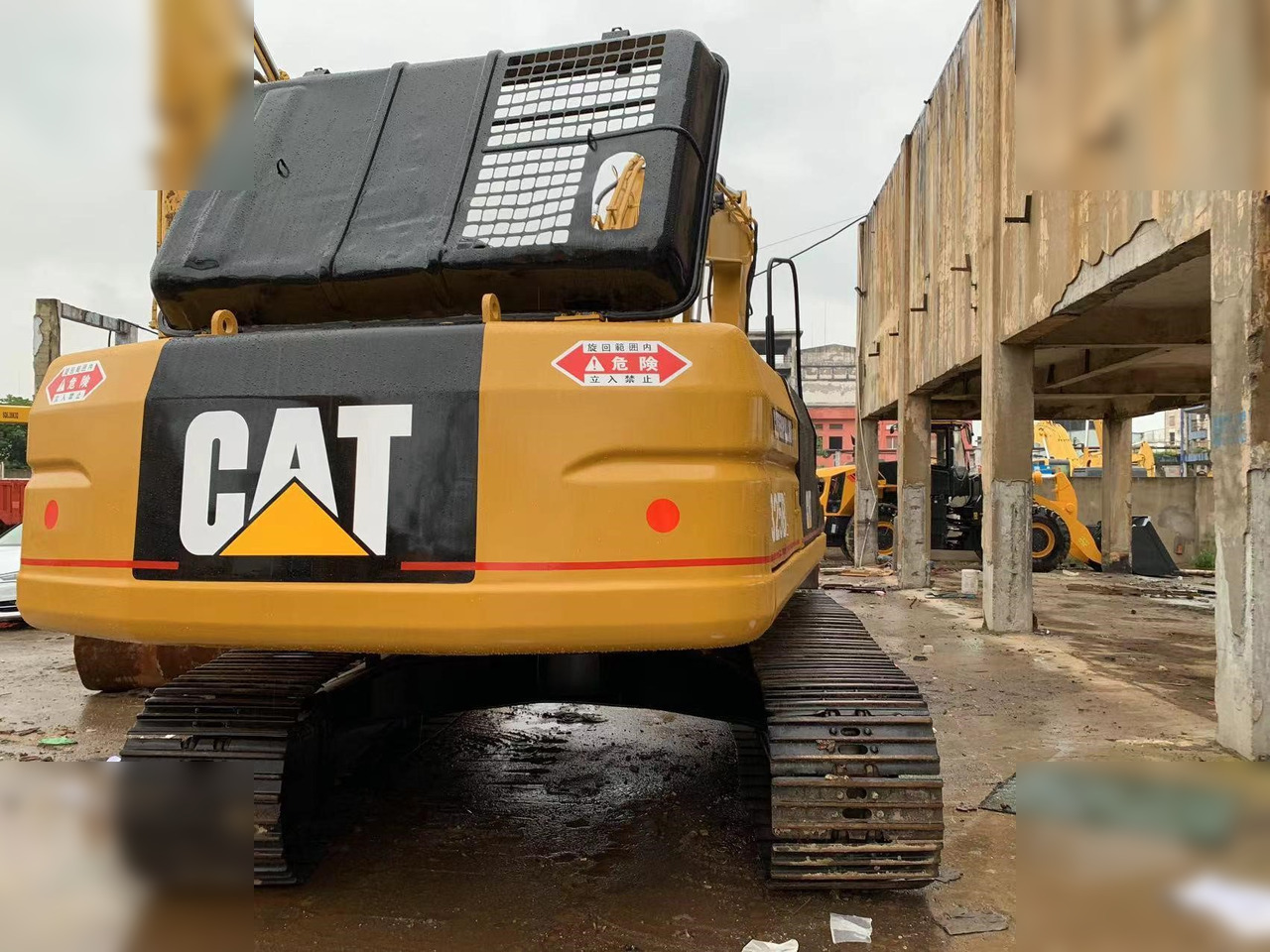 CATERPILLAR 325BL - Pelle sur chenille: photos 2 CATERPILLAR 325BL - Pelle sur chenille: photos 2