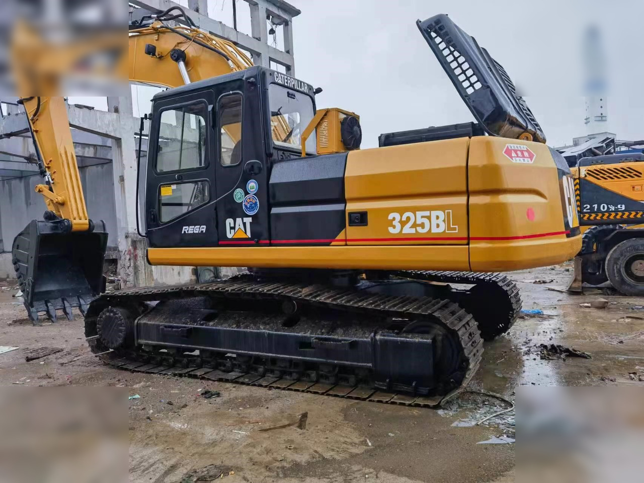 CATERPILLAR 325BL - Pelle sur chenille: photos 1 CATERPILLAR 325BL - Pelle sur chenille: photos 1