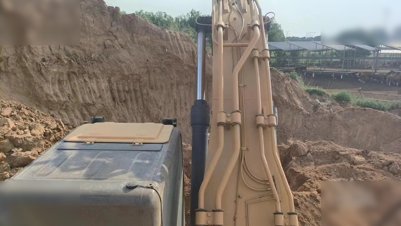 CATERPILLAR 349 - Pelle sur chenille: photos 5 CATERPILLAR 349 - Pelle sur chenille: photos 5