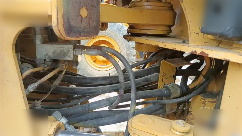 CATERPILLAR 938G - Chargeuse sur pneus: photos 5 CATERPILLAR 938G - Chargeuse sur pneus: photos 5