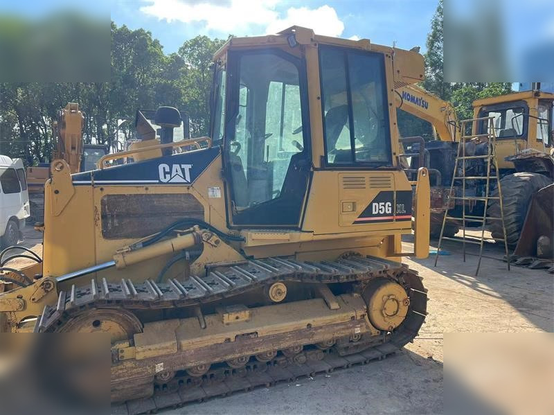 CATERPILLAR D5G XL - Bulldozer: photos 4 CATERPILLAR D5G XL - Bulldozer: photos 4