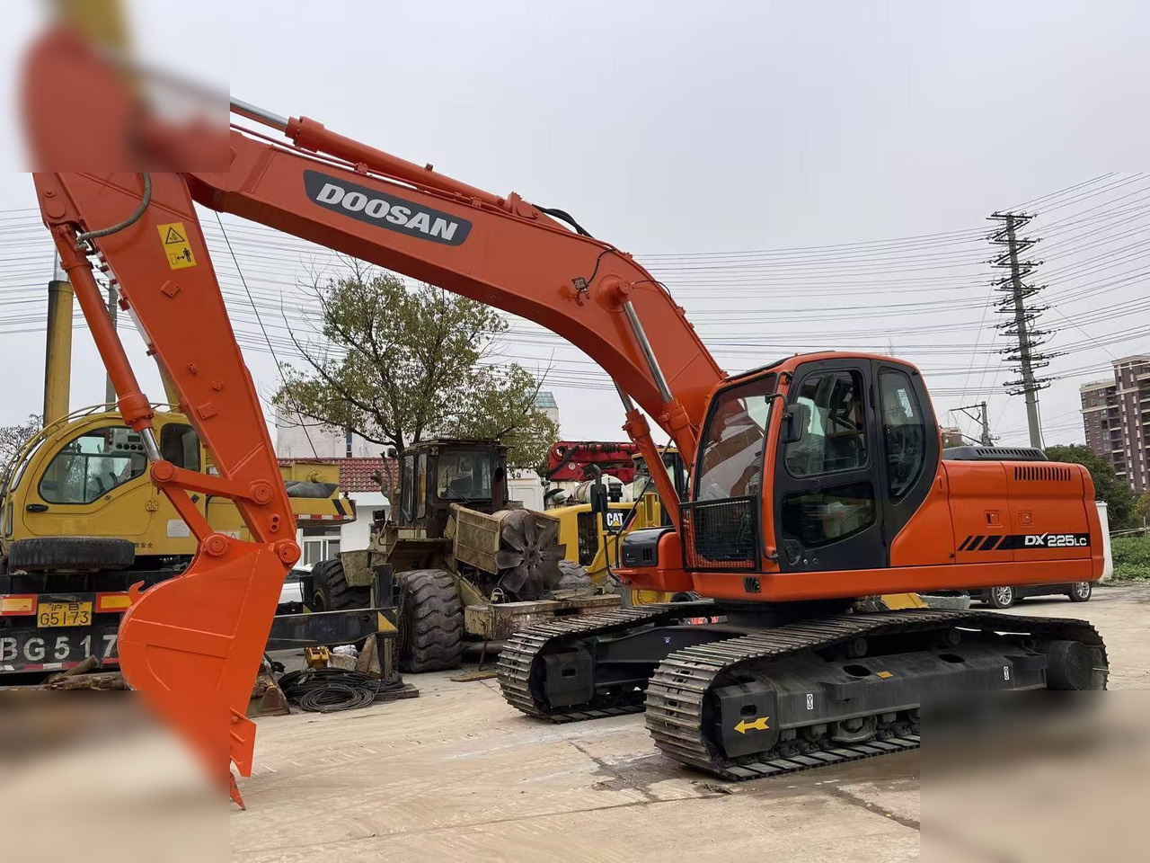 DOOSAN DX225 LC - Pelle sur chenille: photos 2 DOOSAN DX225 LC - Pelle sur chenille: photos 2
