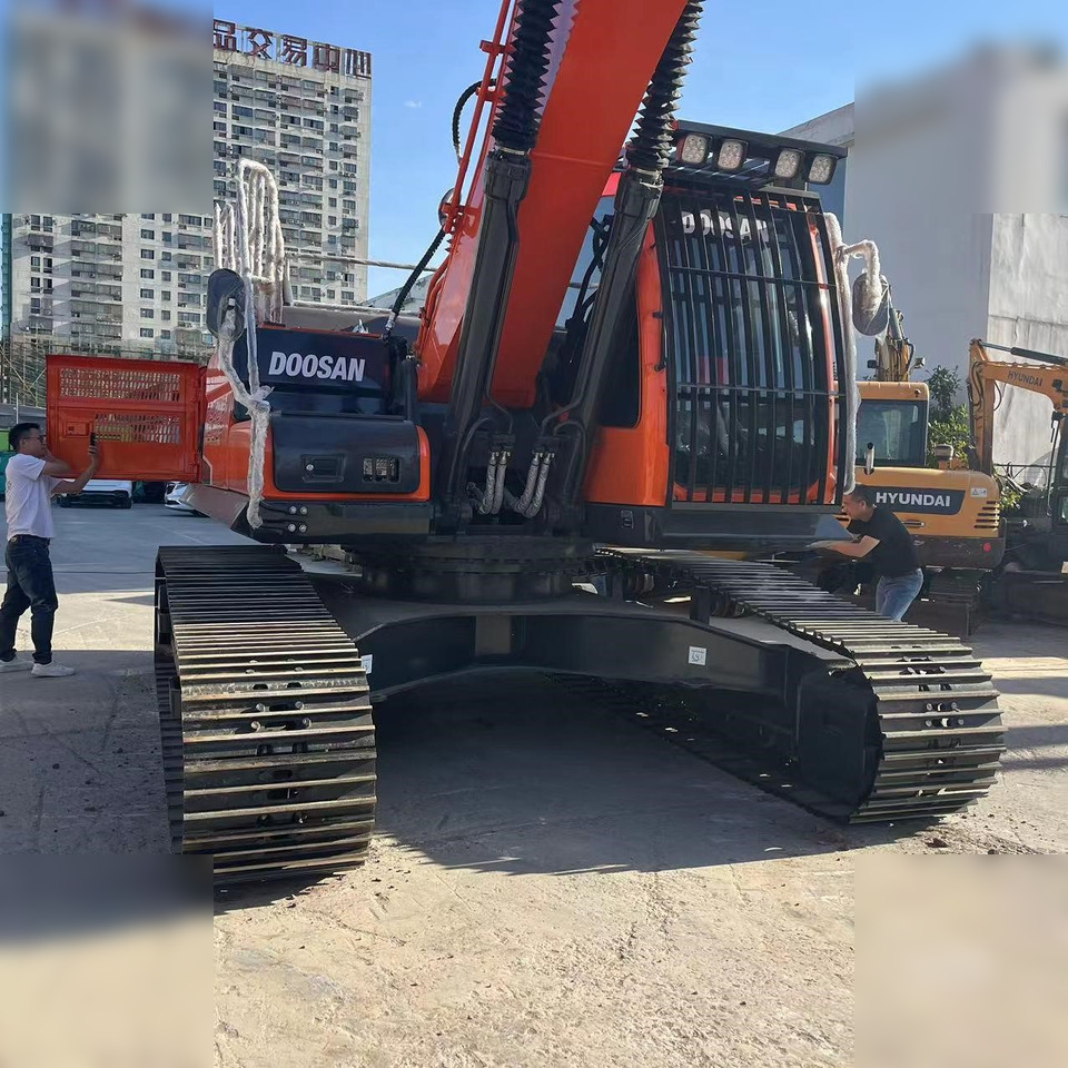 DOOSAN DX260 LC - Pelle sur chenille: photos 4 DOOSAN DX260 LC - Pelle sur chenille: photos 4