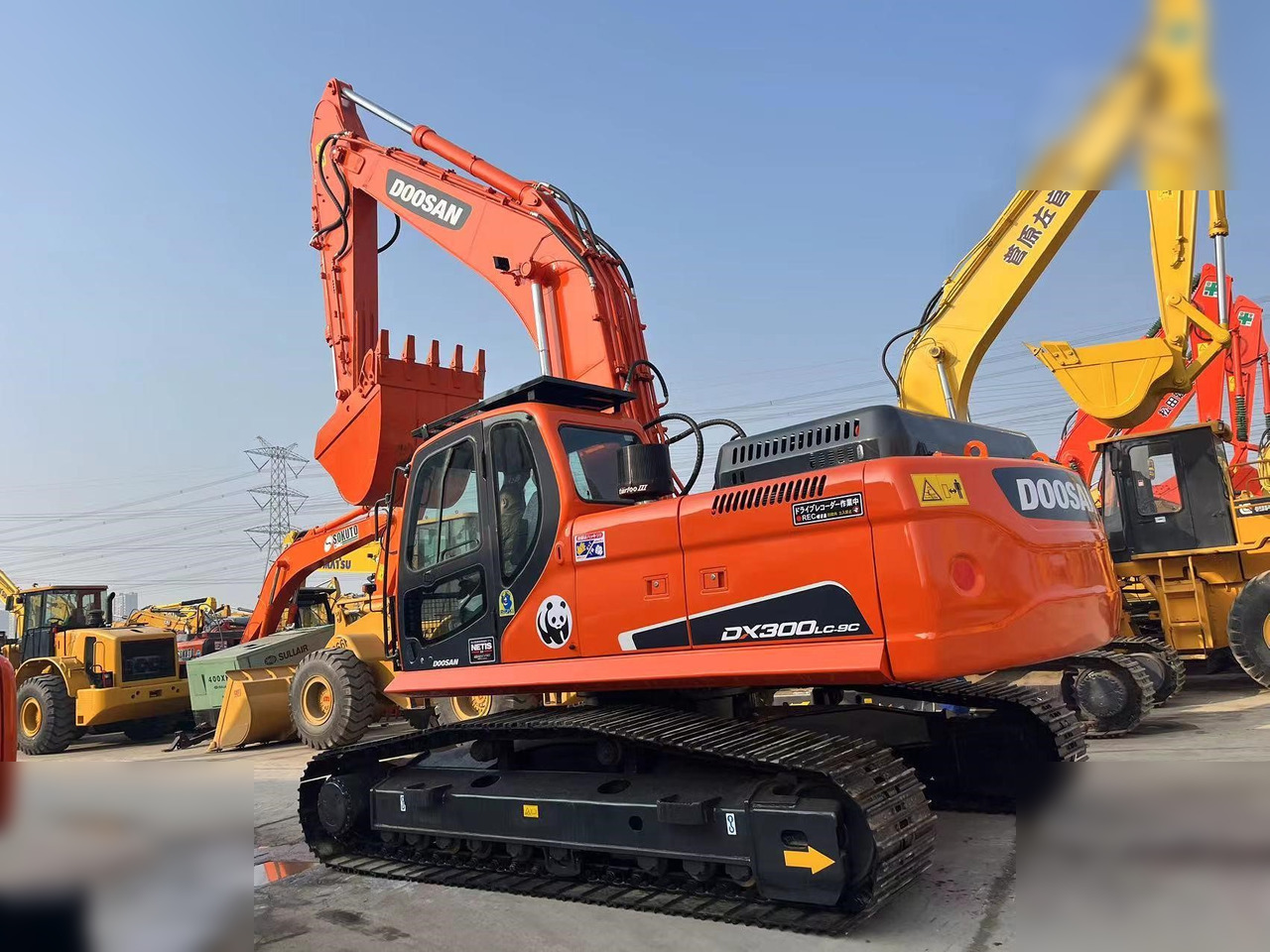 DOOSAN DX300 LC-9C - Pelle sur chenille: photos 3 DOOSAN DX300 LC-9C - Pelle sur chenille: photos 3