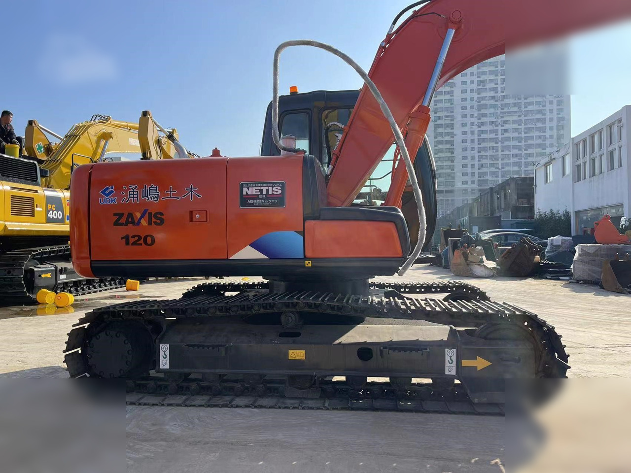 HITACHI ZX120 - Pelle sur chenille: photos 5 HITACHI ZX120 - Pelle sur chenille: photos 5