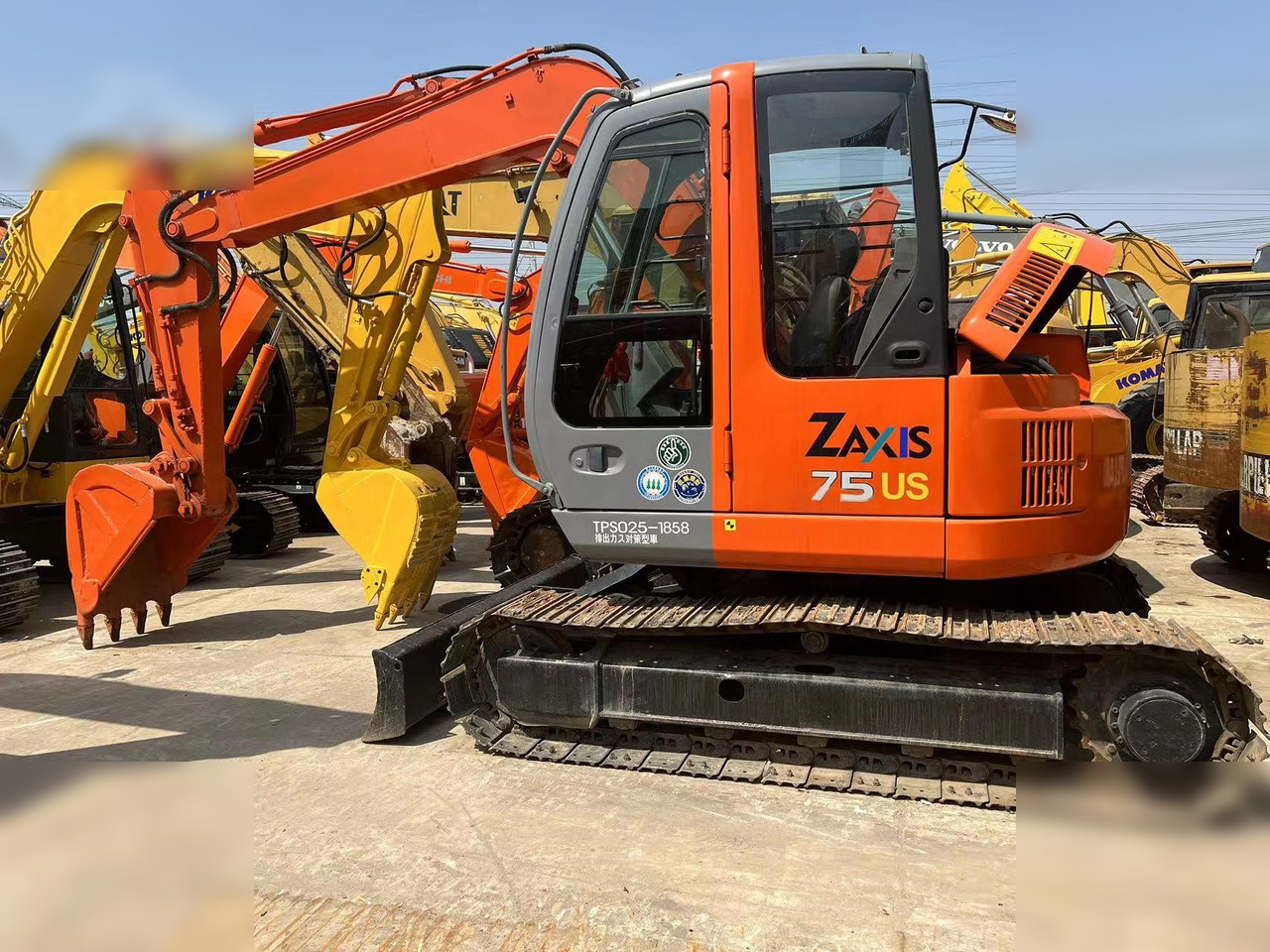 HITACHI ZX75US - Pelle sur chenille: photos 4 HITACHI ZX75US - Pelle sur chenille: photos 4