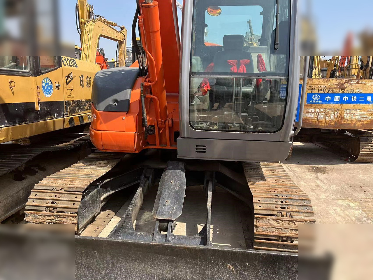 HITACHI ZX75US - Pelle sur chenille: photos 5 HITACHI ZX75US - Pelle sur chenille: photos 5