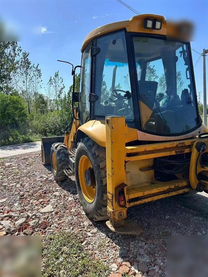 JCB 3CX - Tractopelle: photos 5 JCB 3CX - Tractopelle: photos 5