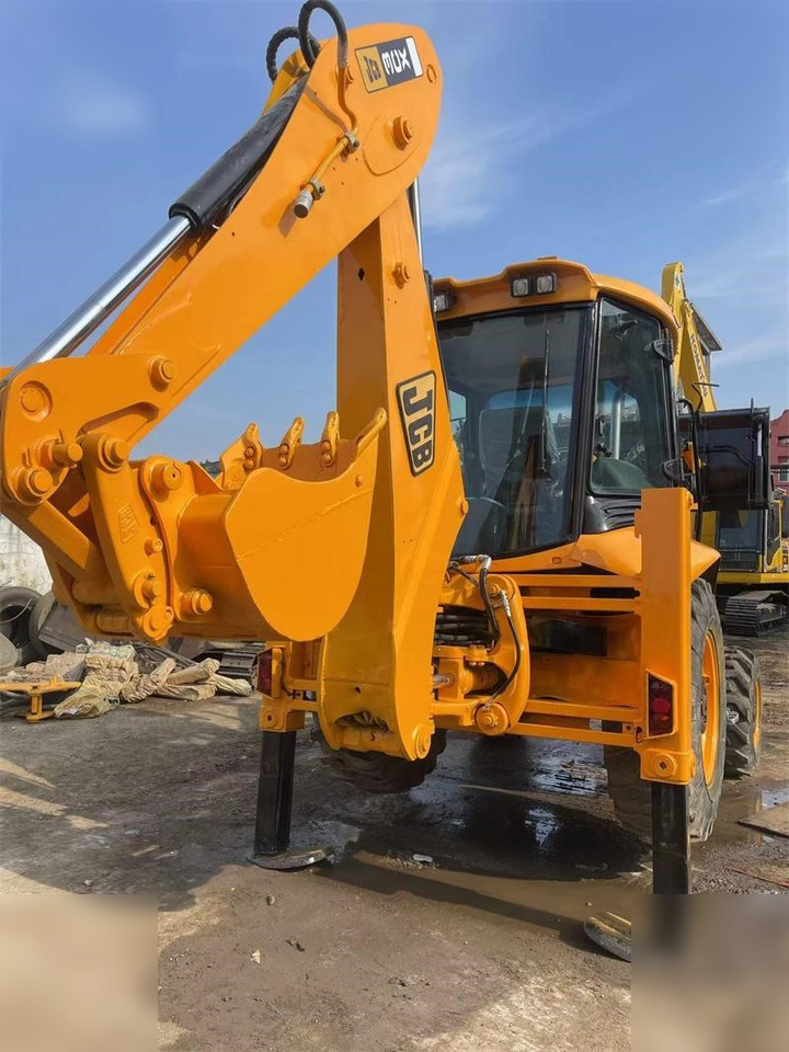 JCB 3CX - Tractopelle: photos 5 JCB 3CX - Tractopelle: photos 5
