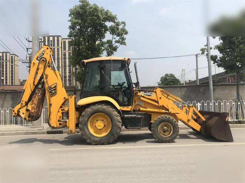 JCB 3CX - Tractopelle: photos 4 JCB 3CX - Tractopelle: photos 4