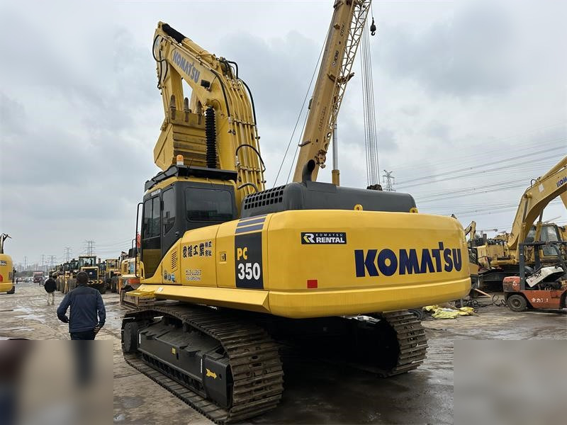 KOMATSU PC350-7 - Pelle sur chenille: photos 2 KOMATSU PC350-7 - Pelle sur chenille: photos 2