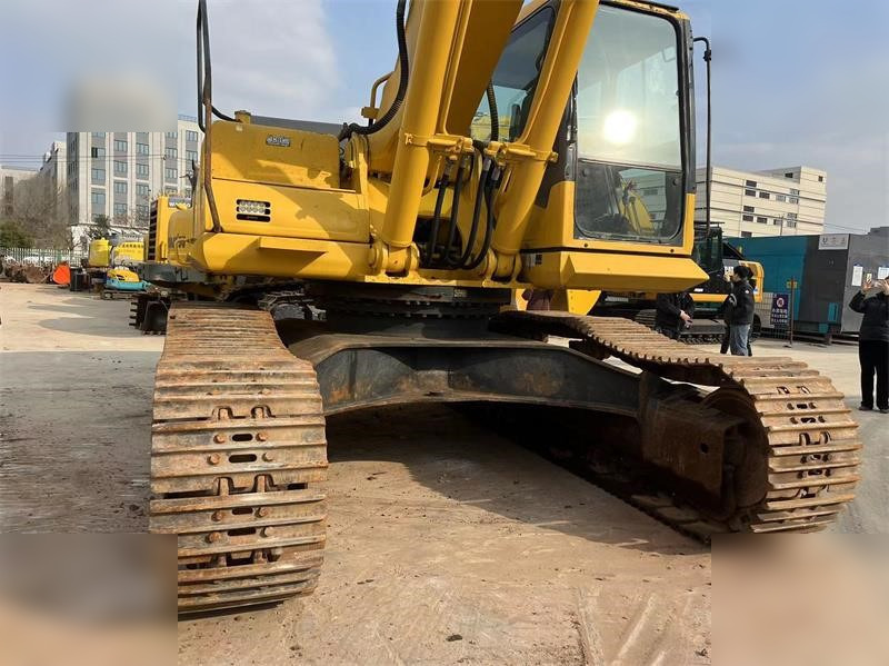 KOMATSU PC400-7 - Pelle sur chenille: photos 3 KOMATSU PC400-7 - Pelle sur chenille: photos 3