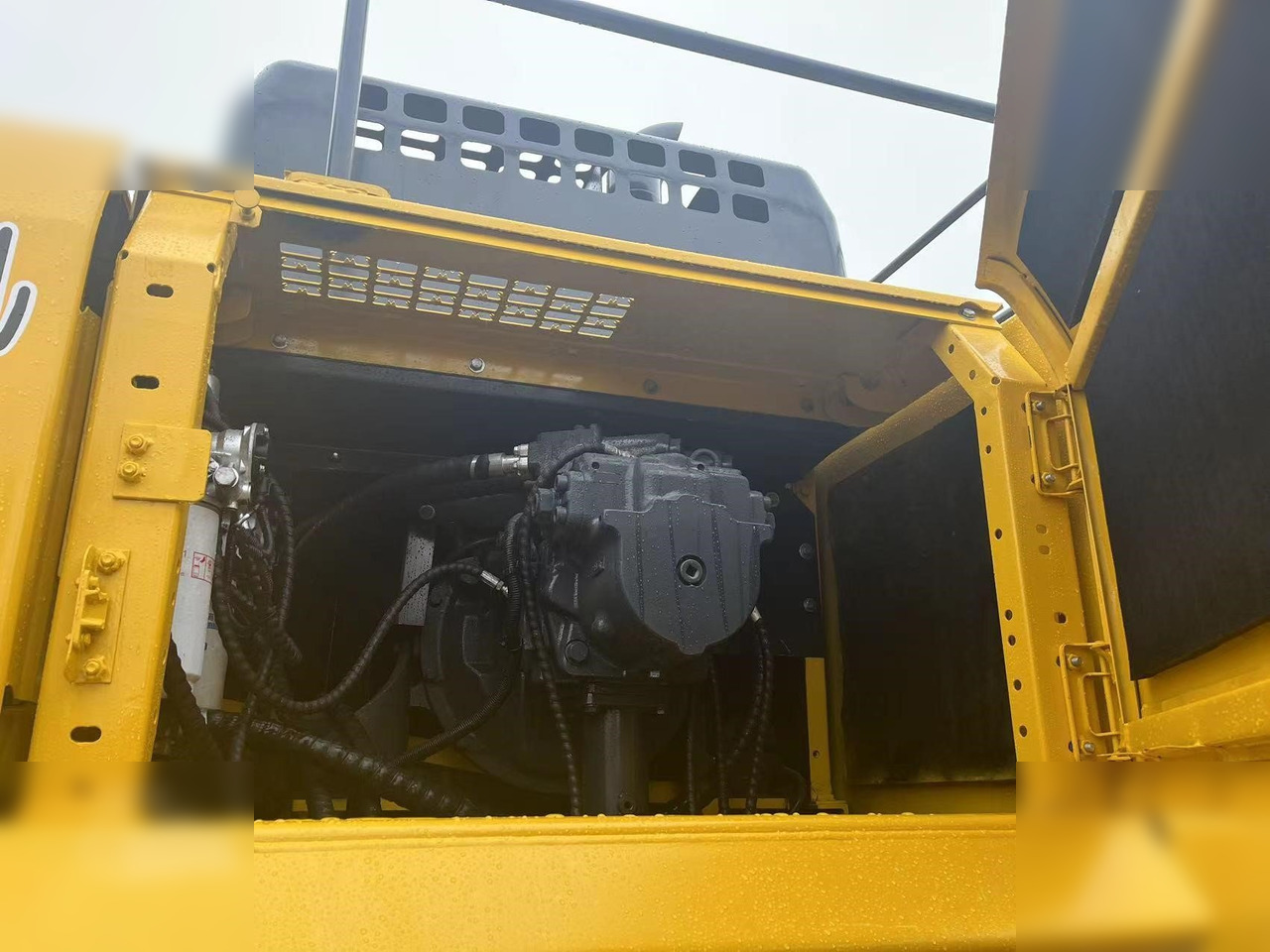 KOMATSU PC450 LC-8 - Pelle sur chenille: photos 5 KOMATSU PC450 LC-8 - Pelle sur chenille: photos 5