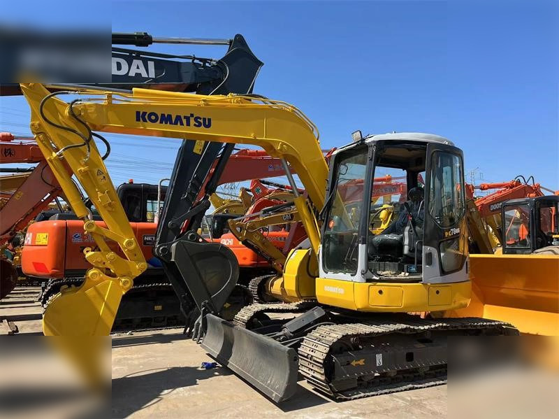 KOMATSU PC78US-6 - Pelle sur chenille: photos 1 KOMATSU PC78US-6 - Pelle sur chenille: photos 1