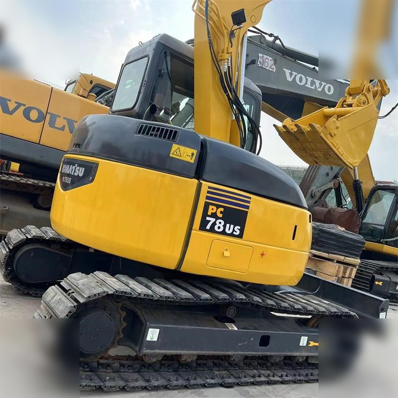 KOMATSU PC78US-6N0 - Pelle sur chenille: photos 3 KOMATSU PC78US-6N0 - Pelle sur chenille: photos 3