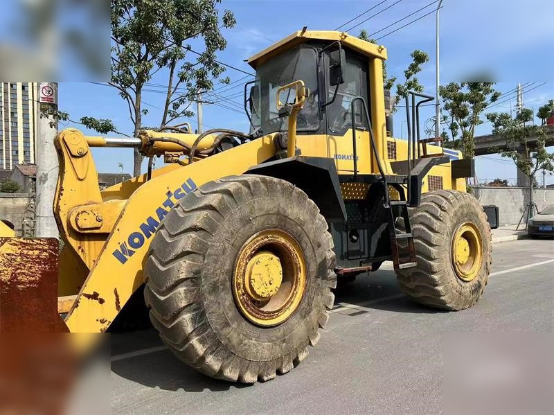 Chargeuse sur pneus KOMATSU WA470-3: photos 7