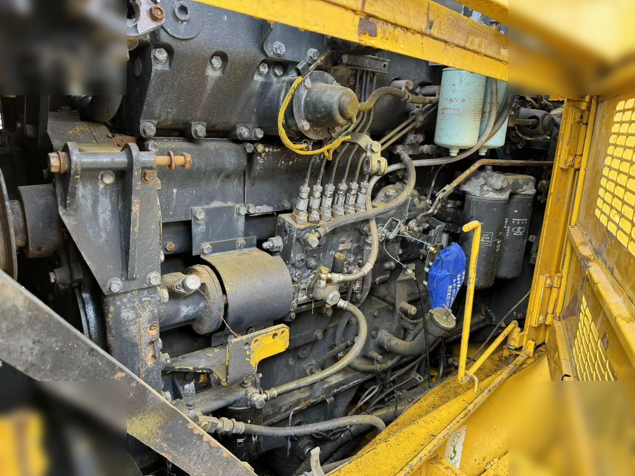 Chargeuse sur pneus KOMATSU WA600-3: photos 9