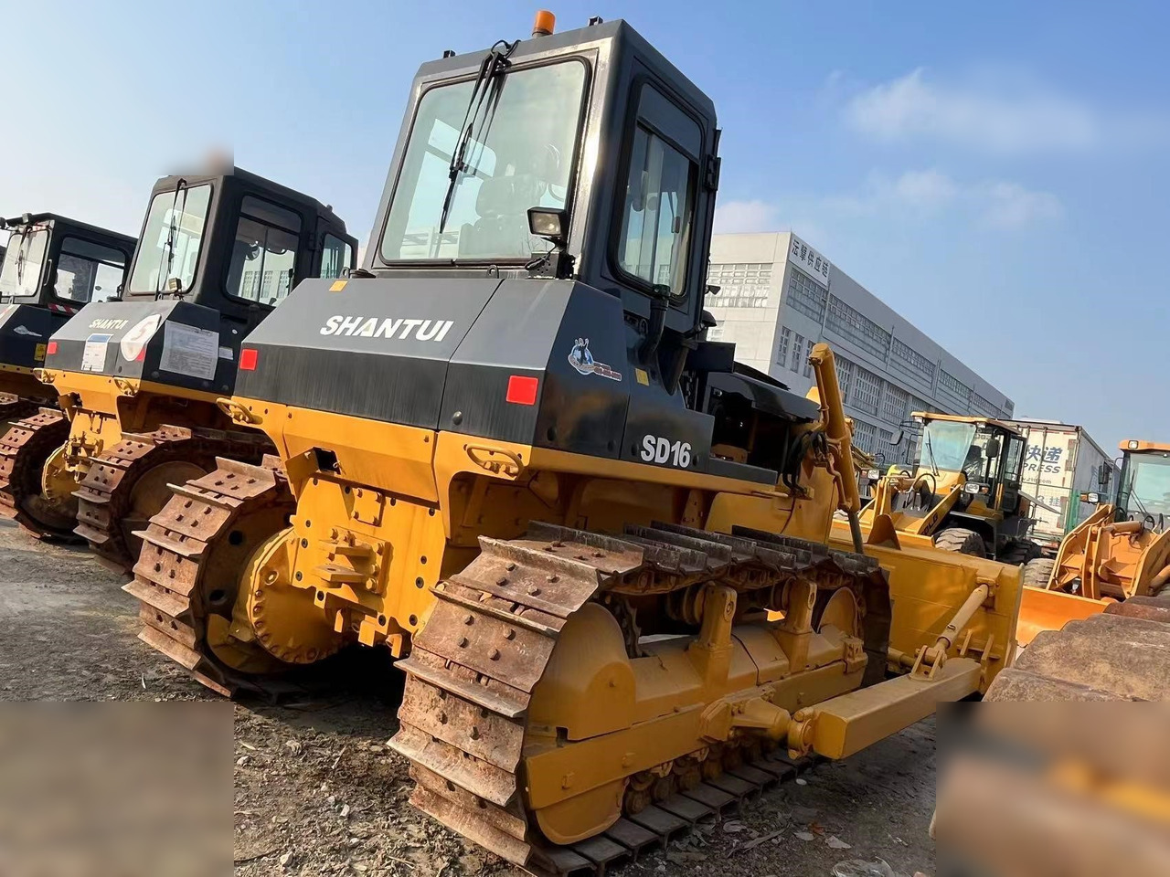 SHANTUI SD16 - Bulldozer: photos 4 SHANTUI SD16 - Bulldozer: photos 4
